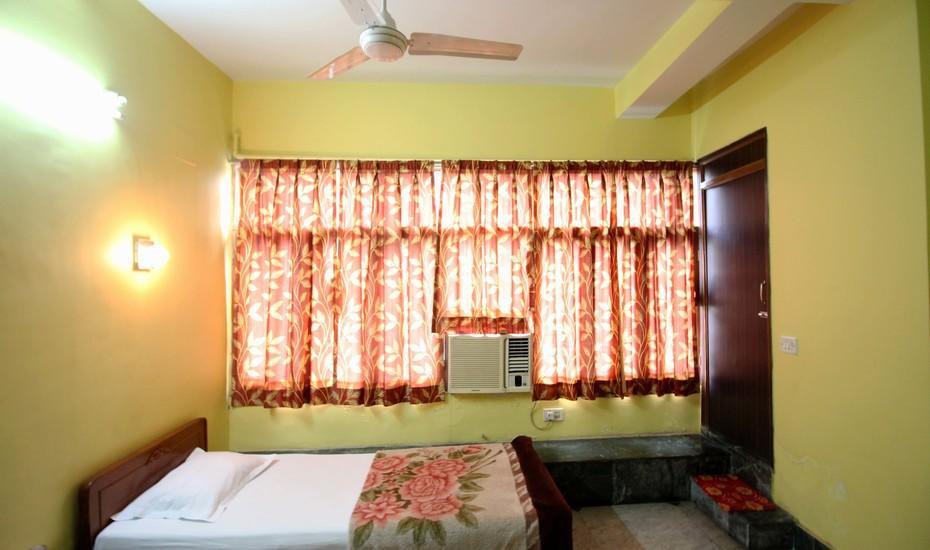 Kim Lawn Guest House Καλκούτα Εξωτερικό φωτογραφία