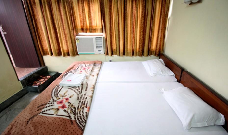 Kim Lawn Guest House Καλκούτα Εξωτερικό φωτογραφία